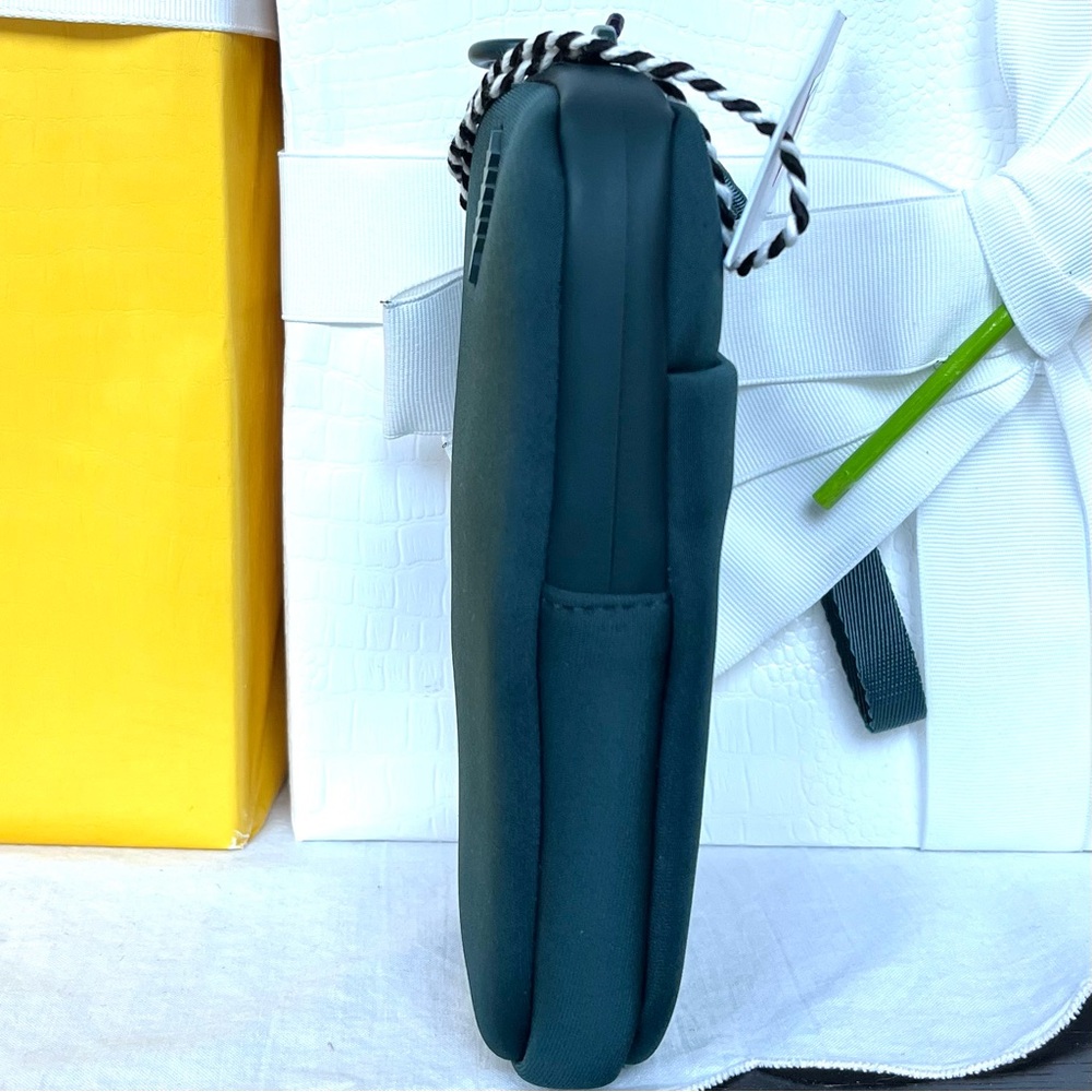Thacker Phone Wallet - Picture 2 of 8